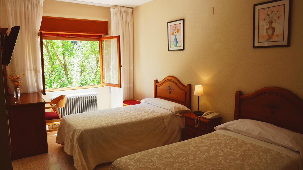 Balneario De Tus 호텔 예스테 외부 사진